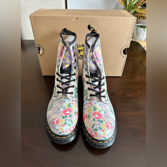 DR. MARTENS 1460 FLORAL MASH UP LEATHER LACE UP BOOTS - Picture 3 of 7
